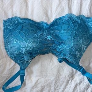 Wacoal Lace Underwire Bra in Blue